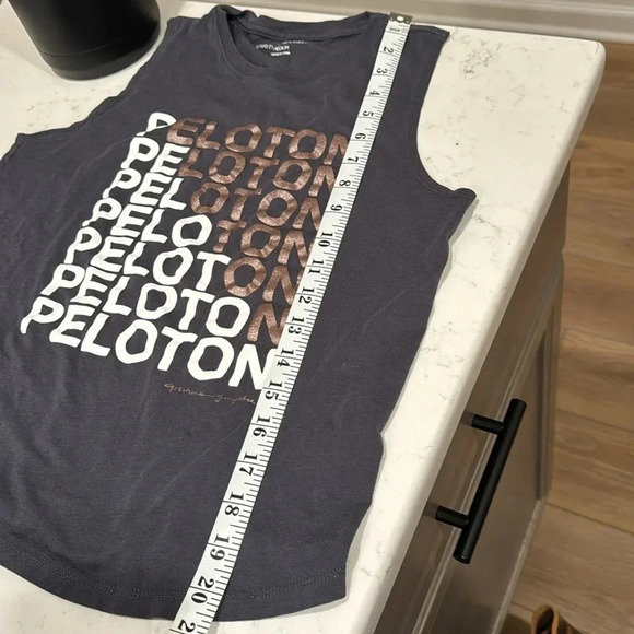 EUC Peloton x Spiritual Gangster 🌈  Repeat Muscle Tank - Picture 5 of 6